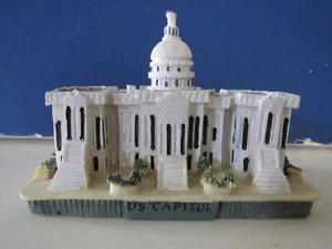 U.S. Capital building miniature replica figurine - Picture 1 of 9