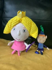 Ben & Holly Little Kingdom small Elf and large Talking Holly plush toys - Picture 1 of 4