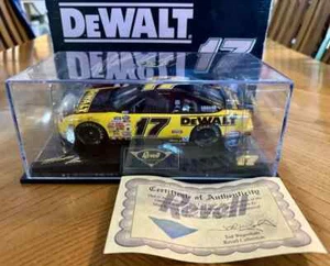 Matt Kenseth #17 DeWalt 1999 Monte Carlo 1/24 Revell Diecast W/ COA & Box - Picture 1 of 10
