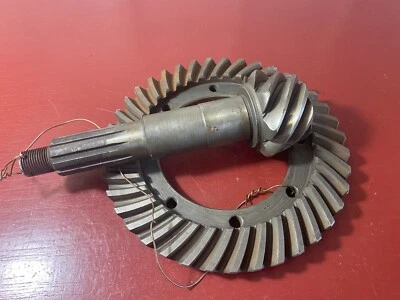 1941 - 1947 WILYS JEEP JUEGO DE ANILLOS Y PIÑONES MILITARES RELACIÓN 4,22:1 BORG-WARNER Foto 1 de 4