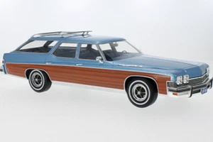 BoS-Models 1974 Buick Estate Wagon Station Wagon Blue w/ Wood Grain 1:18 - Picture 1 of 7