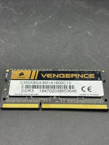 RAM CORSAIR VENGEANCE 8GB DDR3 1600 - Picture 1 of 2