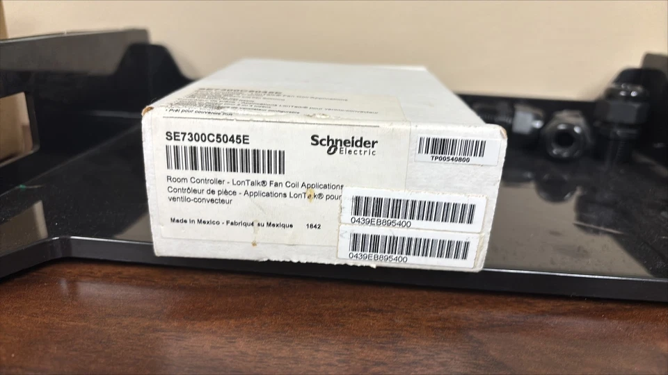 Schneider  SE7300C5045E Controller - Image 1 of 1