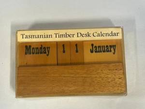 Tasmanischer Holz ewiger Kalender wiederverwendbar Holz Schreibtisch Büro Schreibtisch (A5) - Bild 1 von 3