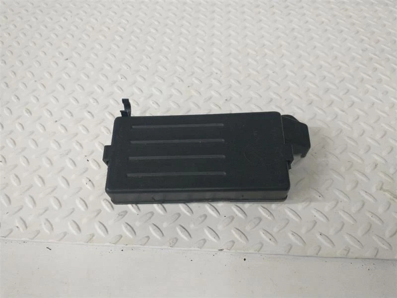 2000 Daewoo Nubira Engine Fuse Box Cover - Image 1 of 4