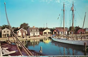 Goleta postal Mystic Seaport Maritime Connecticut CT Almirante MacMillan - Imagen 1 de 2