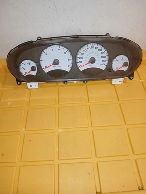 2002 Dodge Stratus Speedometer - Image 1 of 3