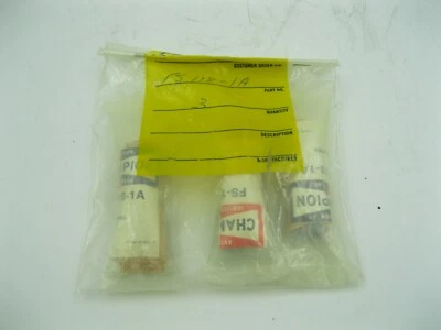 Champion Igniter 插头 (数量 3) FS-118-1A 全新,旧货 — 第 1/4 张图片