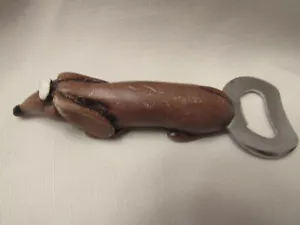 LINDO ABRIDOR DE BOTELLAS DE PLÁSTICO DURO FORMA DE PERRO DE COLECCIÓN - Imagen 1 de 5