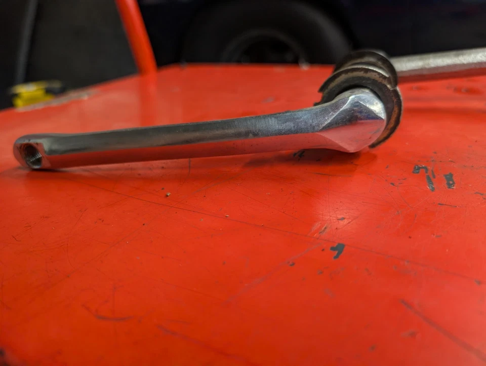 1990' GT/Diamondback Crank Set Old School BMX Cranks 175mm 4130 CRMO 1PC - Image 1 of 3