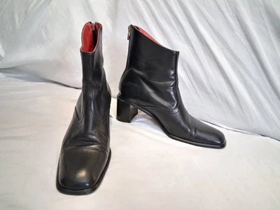 Botín Bally Mujer Cuero Talla 8.5M Hecho en Italia Negro Puntera Cuadrada Foto 1 de 4