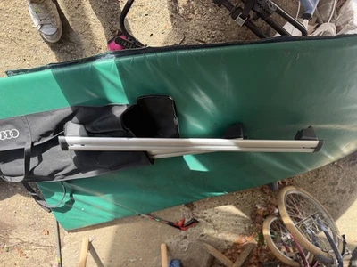 Barras de techo Audi Q5 - 8RO071151G para modelo 2013 en adelante Foto 1 de 3