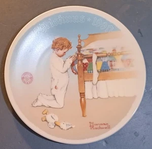 NORMAN ROCKWELL "A Christmas Prayer" Plate 1990 Plate 1298D Limited Edition - Picture 1 of 2