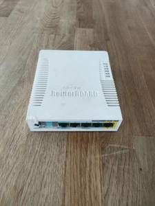 MikroTik Router board RB951Ui-2HnD - Photo 1/2
