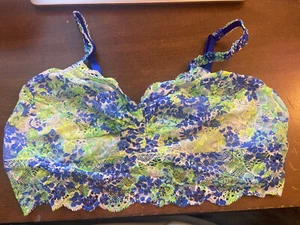 PINK by Victoria's Secret Bralette mit Allover-Spitze und blauem Blumenmuster LARGE *NEU - Bild 1 von 4