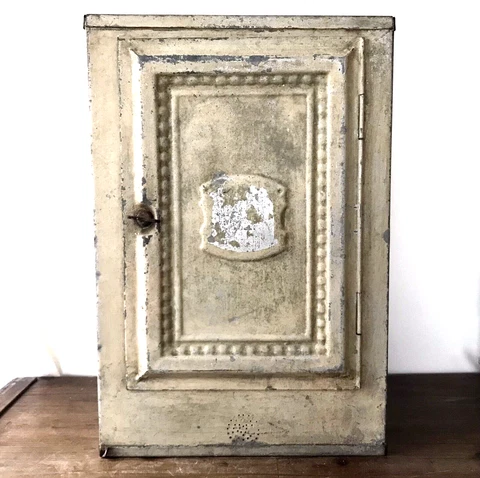 VINTAGE Rustic FARM HOUSE Decor TIN METAL Bread PIE SAFE Cake YELLOW CABINET VG Cover