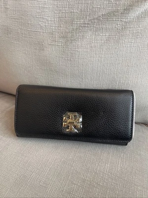 Cartera continental Tory Burch Mercer sobre cremallera nueva con etiquetas Foto 1 de 4