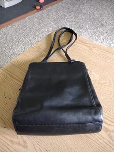 Nine West Black Faux Leather Double Strap Bag 10x9 Beautiful 🤩❤️❤️❤️❤️ - Picture 1 of 11