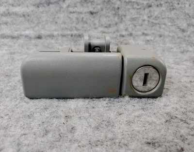 Guantera Mitsubishi Eclipse 2000-2005 manija de bloqueo de pestillo/99-03 gris galante OEM Foto 1 de 4