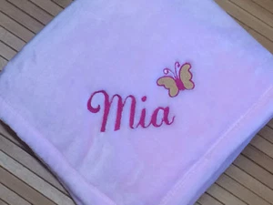 Coperta personalizzata monogramma simpatica accento farfalla bambina - Foto 1 di 4