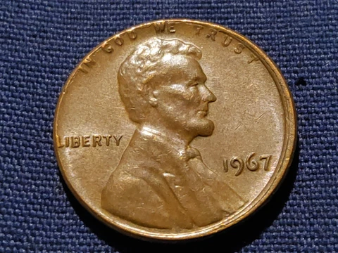 1967 Lincoln Cent / Penny Mint Error Struck Off Center L On Rim  / Rotated Cover