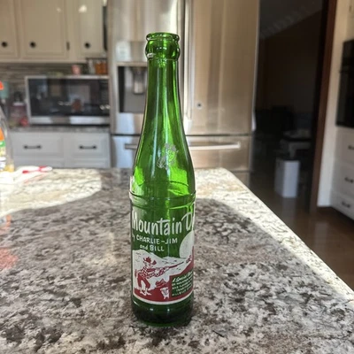 *RARE 1st 1955 8 3/4 oz  Mt. MOUNTAIN DEW BOTTLE  TRI-CITY BEV Johnson City TN - Image 1 of 3