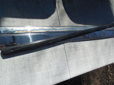 1992 1993 1994 BUICK ROADMASTER УНИВЕРСАЛ ПРАВАЯ ПЕРЕДНЯЯ ДВЕРЬ ОТДЕЛКА МОЛДИНГ OEM Б/У - Изображение 1 из 4