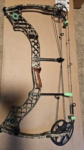 Mathew's zxt bow 25 inch draw right hand 65 pound draw Lost Camo - Picture 1 of 16