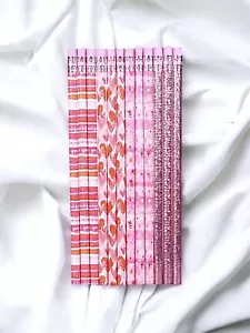 WOOD PENCILS Hearts # 2 Themed, 12Pcs packages - Picture 1 of 3