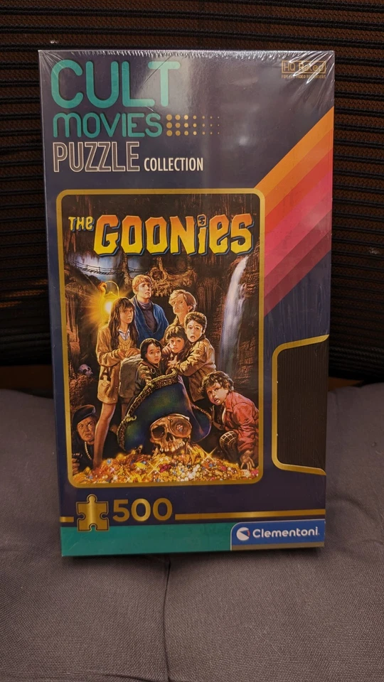 CULT MOVIES PUZZLE COLLECTION - THE GOONIES - JIGSAW PUZZLE 500 PCS. - Immagine 1 di 4