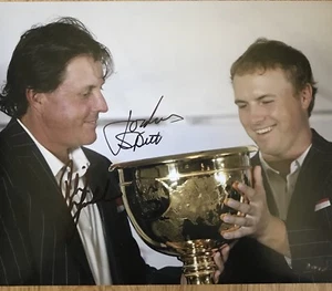 JORDAN SPIETH & Phil Mickelson SIGNED 11x14 COLOR PHOTO  Presidents Cup - Picture 1 of 4