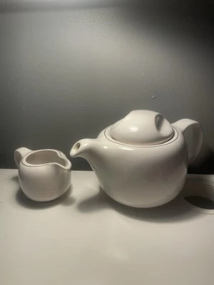 Théière Et Pichet À Lait  D’époque - PT Tulowice - Made in Poland - Dorure - Photo 1/4