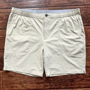 NWT Men's Tommy Bahama Stone Khaki Chip Shot Pull On Shorts Size 2XL Island Zone - Picture 1 of 22
