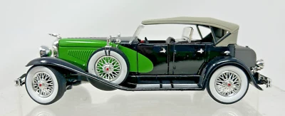 Signature Models National Motor Museum 1934 Duesenberg 1/32 Diecast Green/ Blk - Image 1 of 4