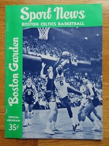 BOSTON CELTICS DEZ. 1962 - JAN 1963 Programm BILL RUSSELL BOB COUSY JOHN HAVLICEK - Bild 1 von 7
