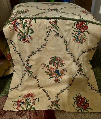 Ottoman Pouf Footstool Cover Cotton Garden Floral Designr Waverly 16” Square EUC - Image 1 of 4