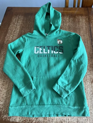 Kyrie Irving 11 Boston Celtics Sweatshirt Youth 14-16 XL NBA Green Hoodie Cover