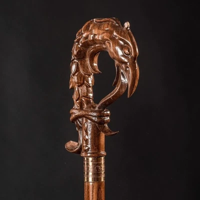 Bastón de madera tallado a mano Phoenix para hombres mujeres bastón todos los días nosotros para caminar Foto 1 de 3