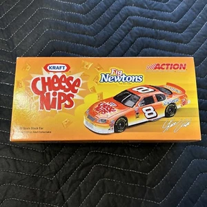 V1-12 STEVE PARK #8 CHEESE NIPS 2003 CHEVY MONTE CARLO - Picture 1 of 13