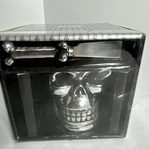 Juego de cuenco y esparcidor de calavera esqueleto cromado coleccionista de huesos Boston Warehouse - Imagen 1 de 10