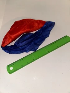 Double Color Changing Silks Magic Trick - Kids Easy Self-Working Stage Close-Up  - Picture 1 of 12