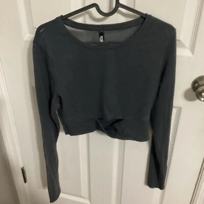 Top trasero Victoria Secret Sport Active gris manga larga malla corta para mujer mediano Foto 1 de 2