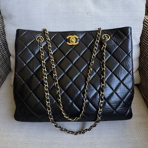 Chanel Shoulder Bag Authentic - Picture 1 of 12
