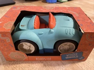 Neu Wonder Wheels Roadster Cabrio Auto blau orange recycelbar Battat 9" C2 - Bild 1 von 4