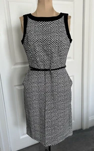 Tommy Hilfiger Womens Belted Sleeveless Round Neck Sheath Dress Black/White Sz 4 - Picture 1 of 10