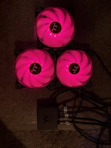 3 ventilateurs de refroidissement PC Thermaltake TT-1225 RGB 120mm A1225L12S avec contrôleur RGB - Photo 1/7