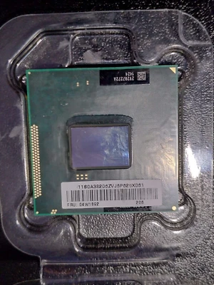 Processore Intel Core i3-2350M SR0DN 2.30GHz Socket G2 + pasta termica - Immagine 1 di 4