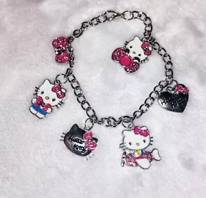 Hello Kitty Pandora Sanrio Charm Bracelet❤️Hello Kitty Pink Charm Bracelet - Picture 1 of 1