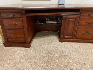Beautiful Large Brown Solid Wood Office Desk in Excellent Condition Gently Used - Picture 1 of 7