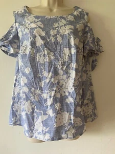 Oasis Women's Size 18 Blue and White flower pattern Top with split sleeves - Picture 1 of 11